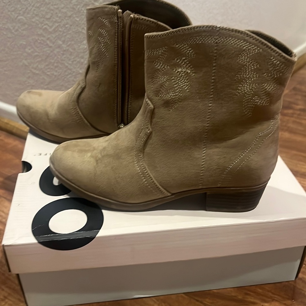Cowboy boots